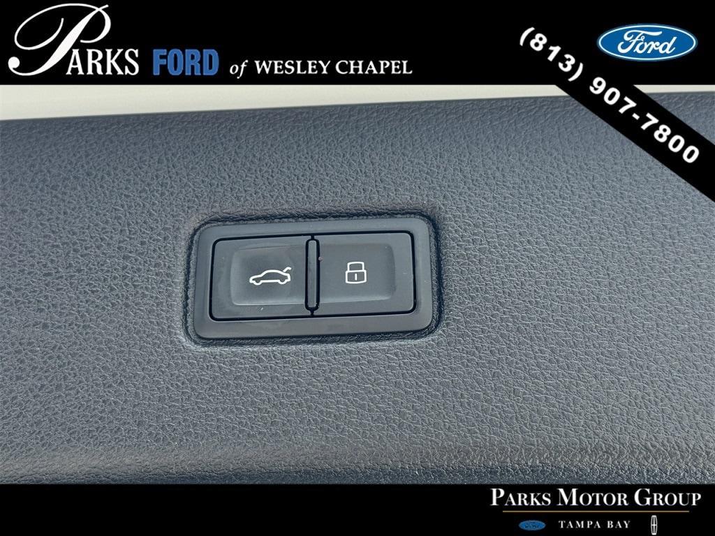 used 2018 Audi Q7 car, priced at $23,097