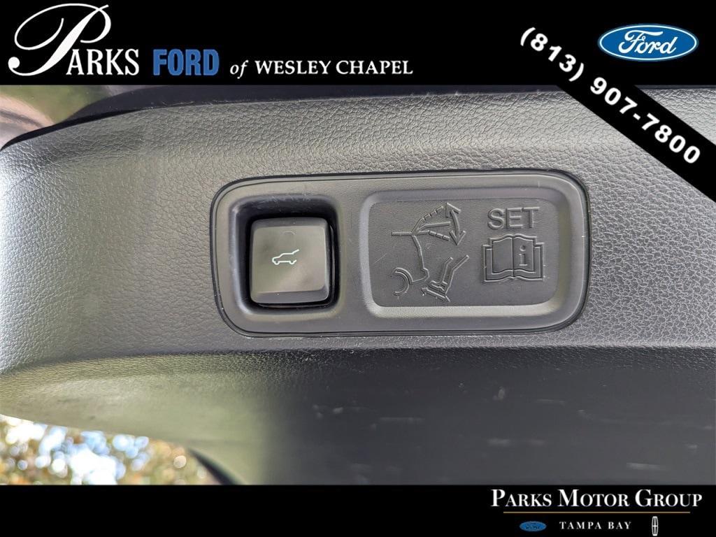 used 2021 Ford Expedition car, priced at $38,894
