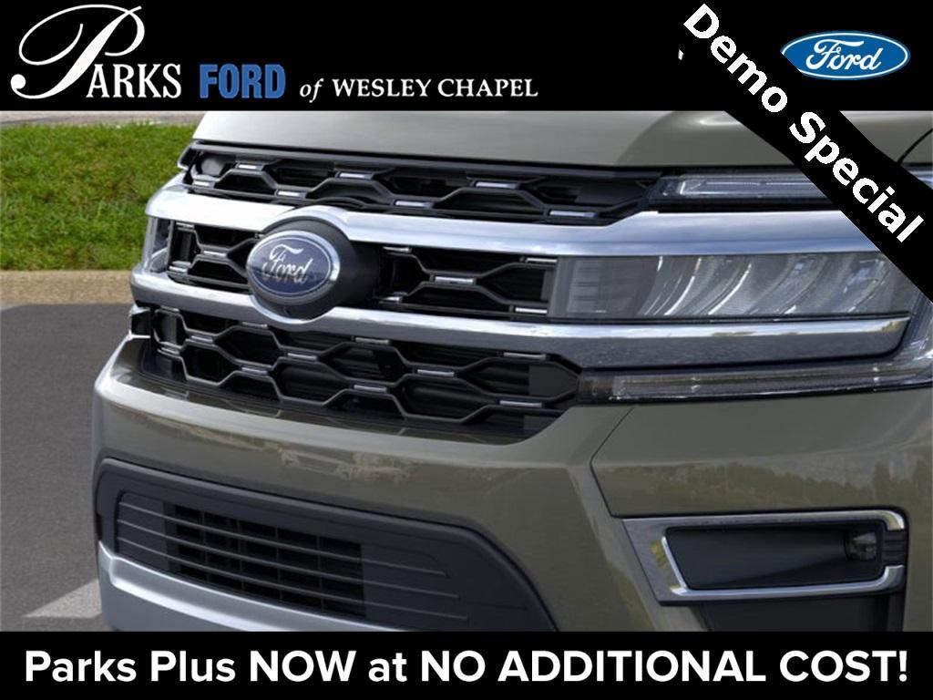 new 2024 Ford Expedition car, priced at $61,328