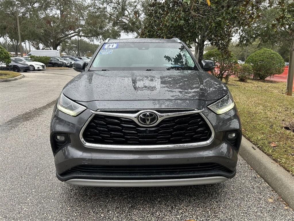 used 2021 Toyota Highlander car, priced at $32,913