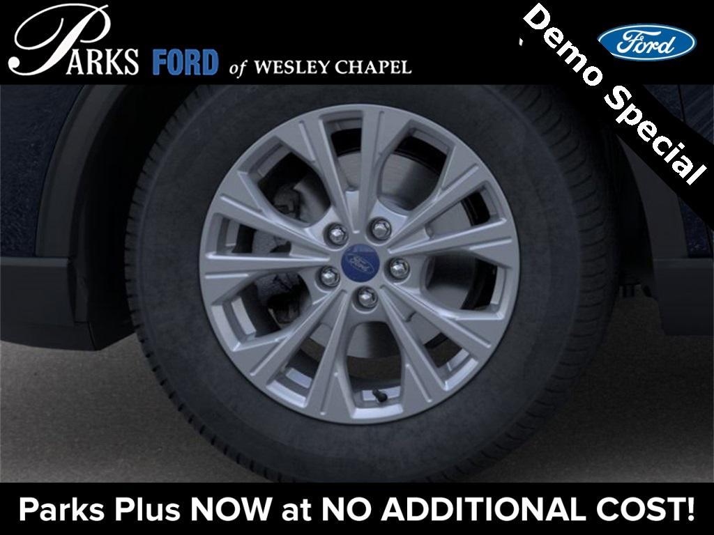 new 2025 Ford Escape car, priced at $25,743