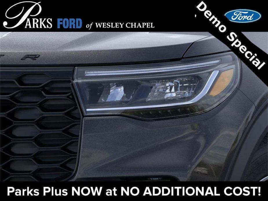 new 2025 Ford Explorer car, priced at $41,962