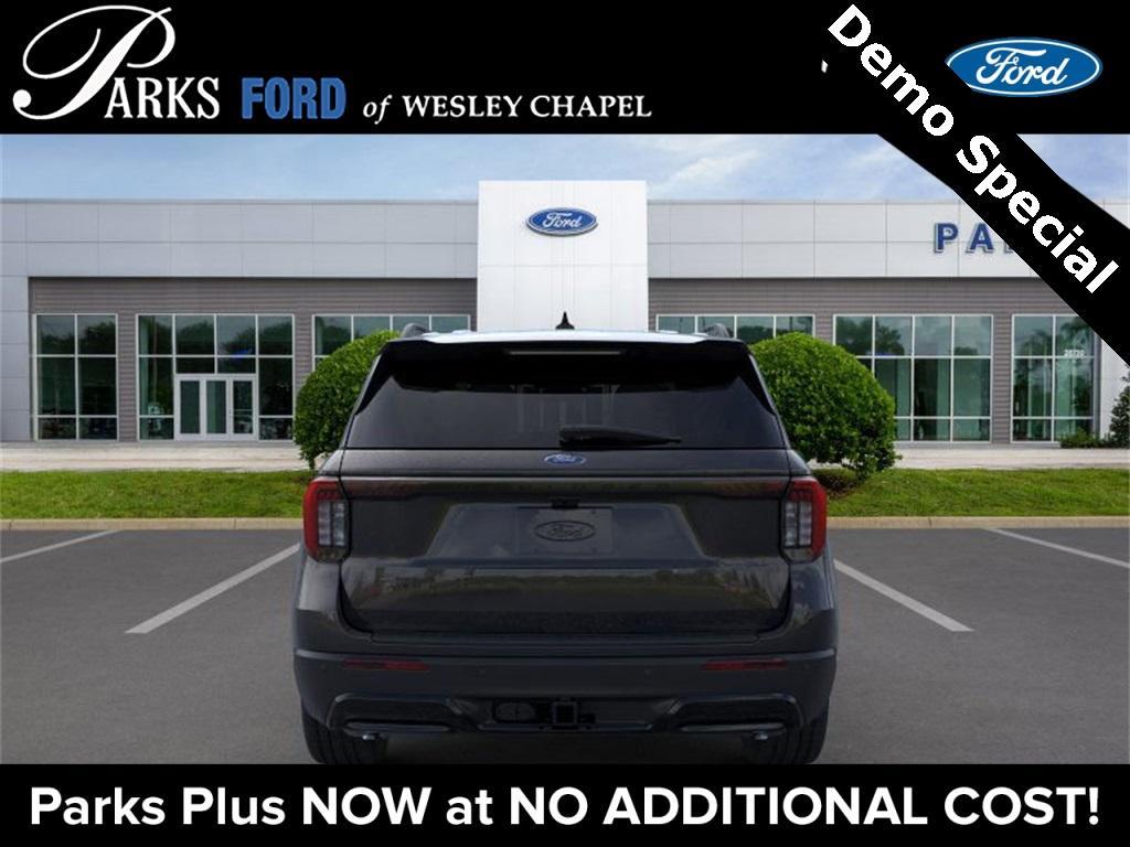 new 2025 Ford Explorer car, priced at $40,732