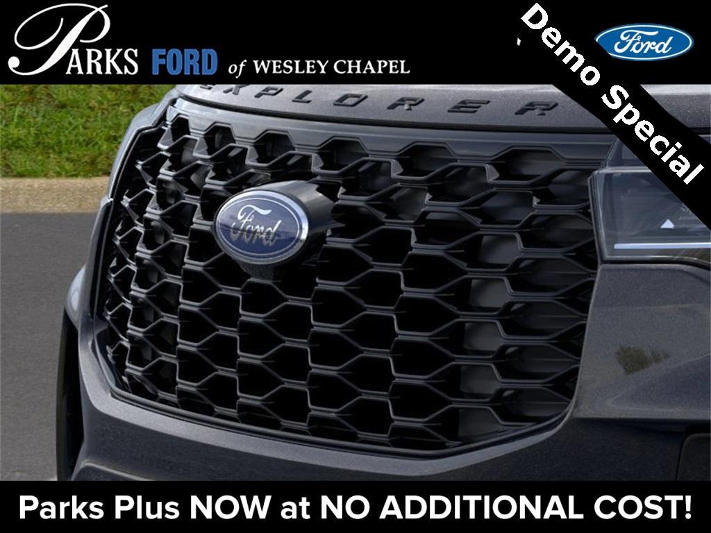 new 2025 Ford Explorer car, priced at $39,482