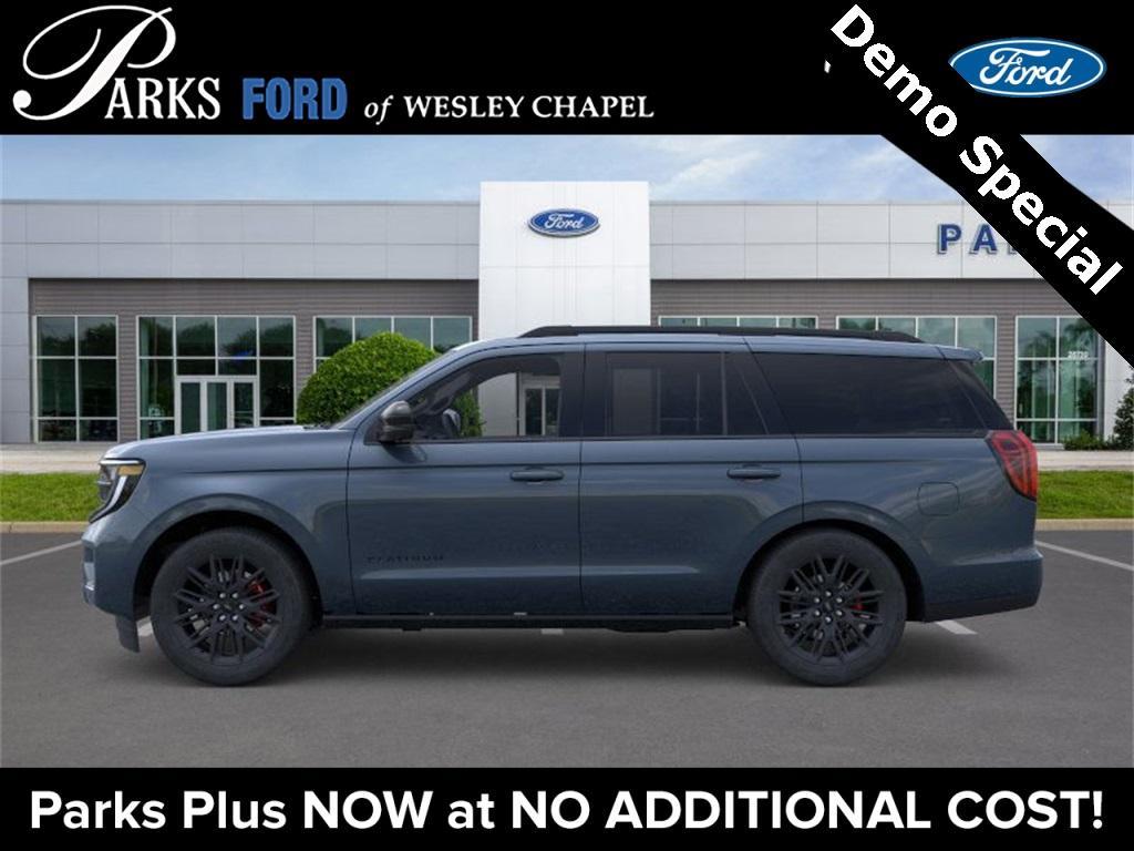new 2025 Ford Expedition car, priced at $78,350