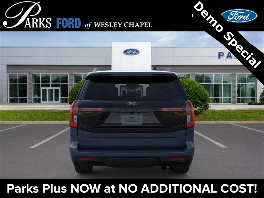 new 2025 Ford Expedition car, priced at $78,350