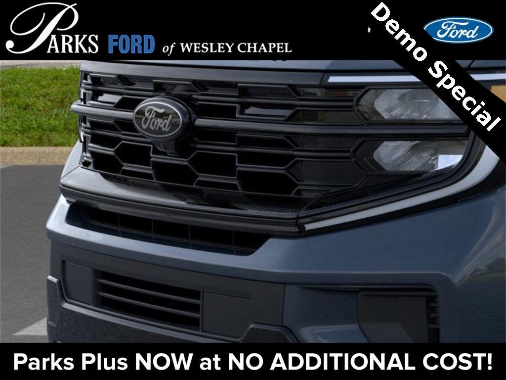 new 2025 Ford Expedition car, priced at $78,350