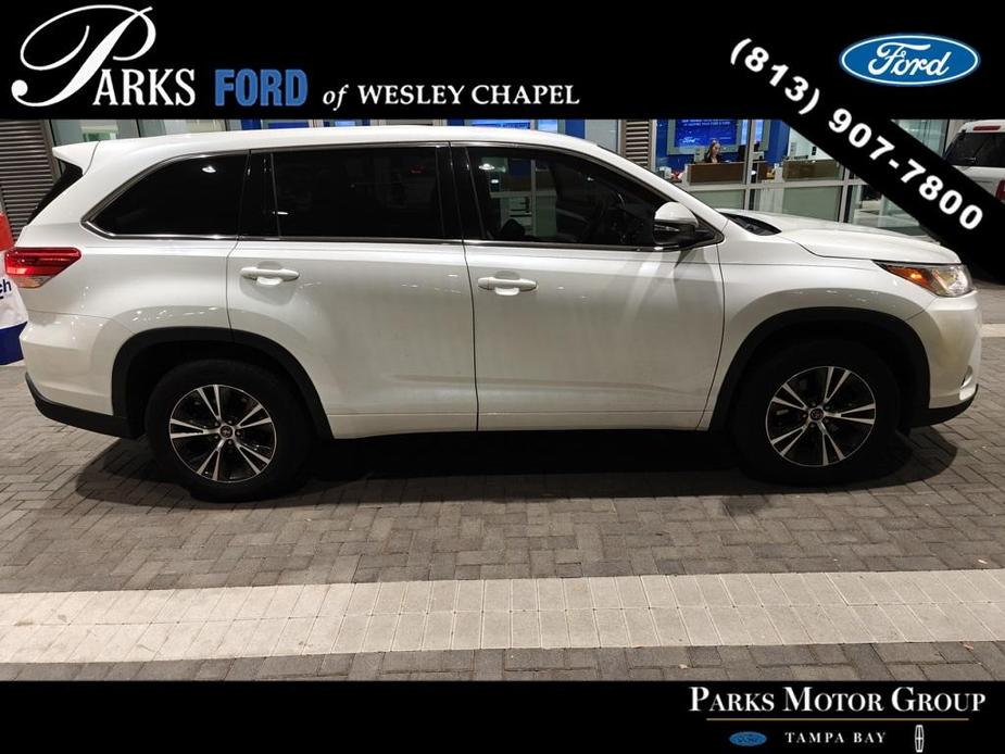 used 2018 Toyota Highlander car, priced at $22,830