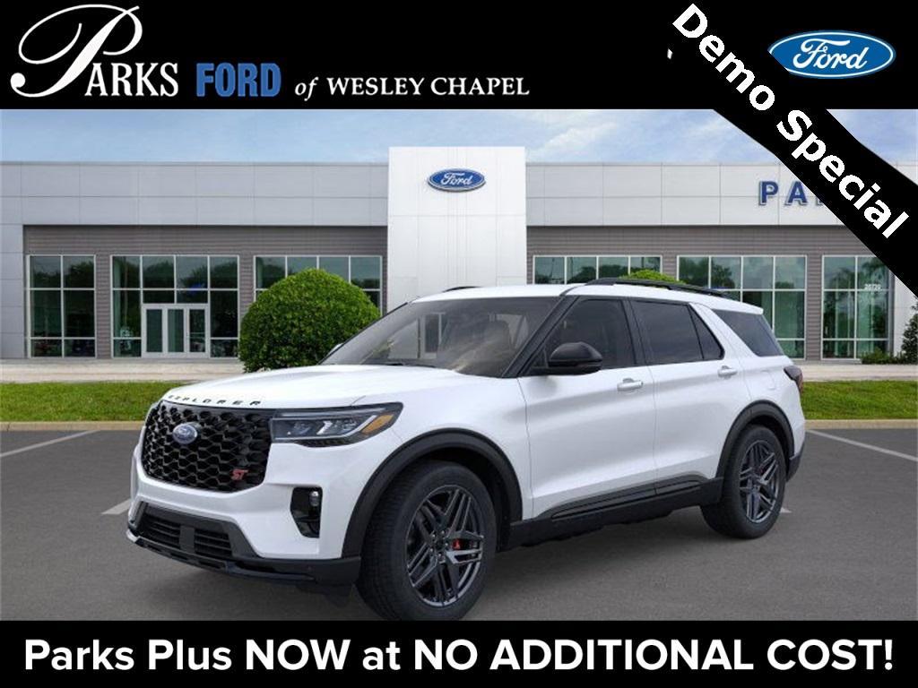new 2025 Ford Explorer car, priced at $53,279
