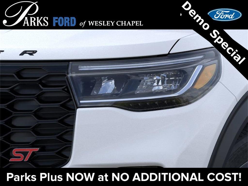 new 2025 Ford Explorer car, priced at $56,059