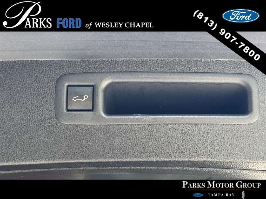 used 2022 Toyota Highlander Hybrid car, priced at $41,611