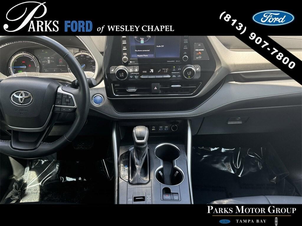 used 2022 Toyota Highlander Hybrid car, priced at $41,611
