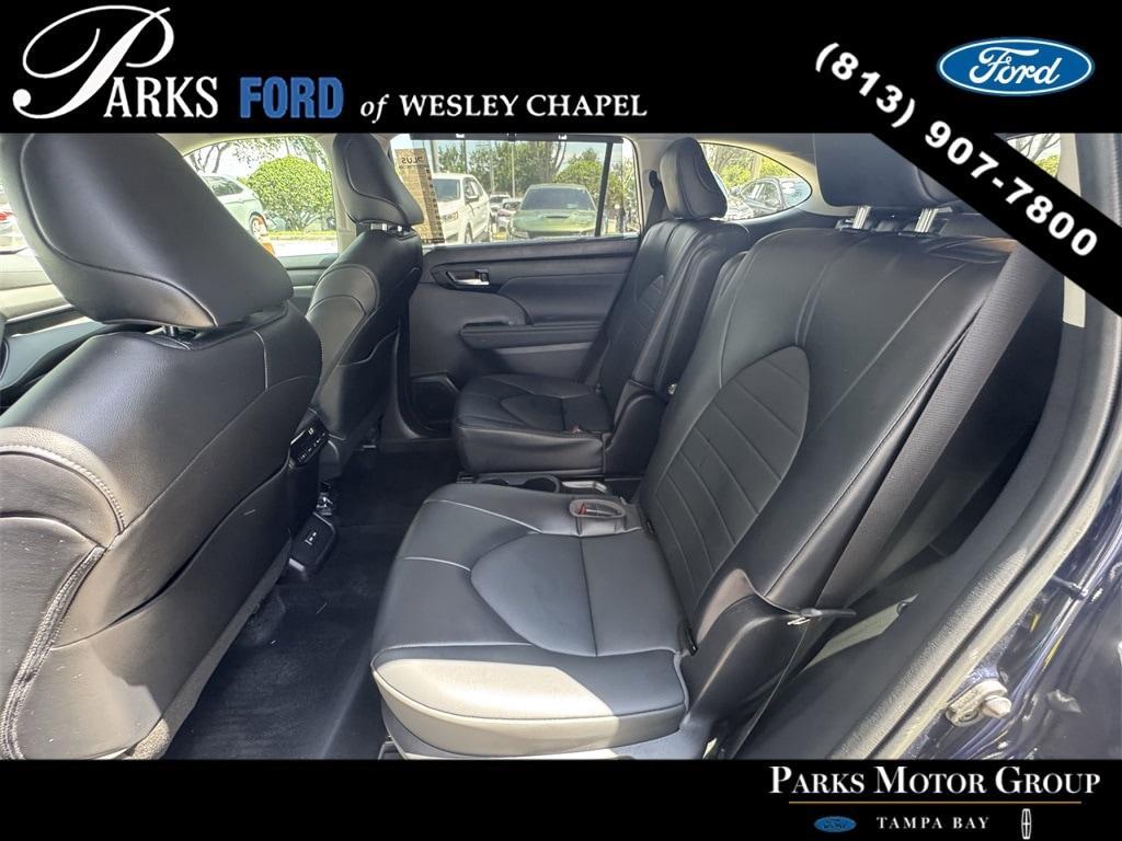 used 2022 Toyota Highlander Hybrid car, priced at $41,611