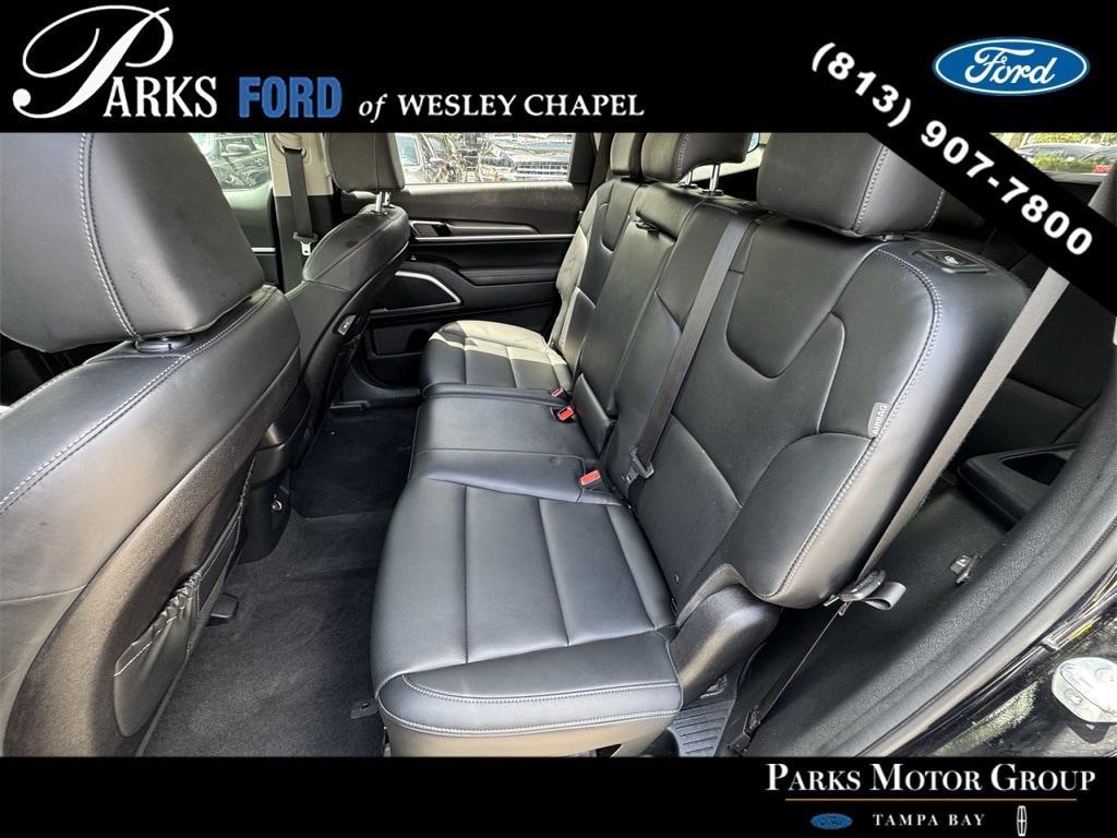 used 2024 Kia Telluride car, priced at $35,572