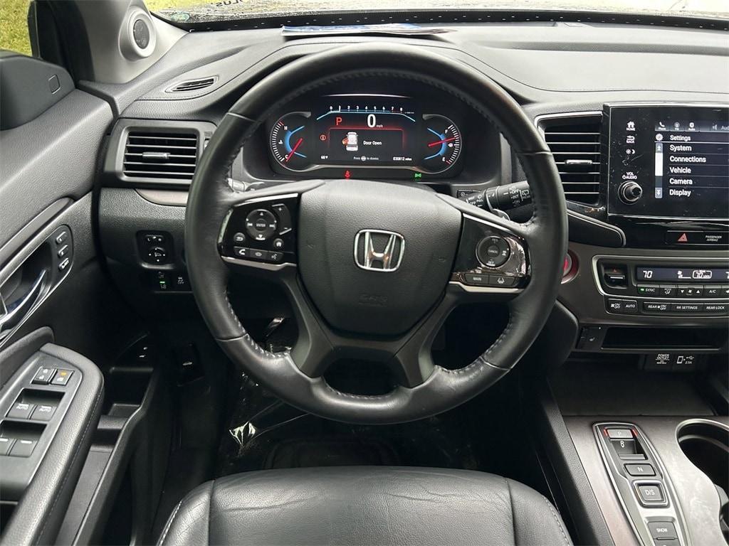 used 2022 Honda Pilot car, priced at $32,125