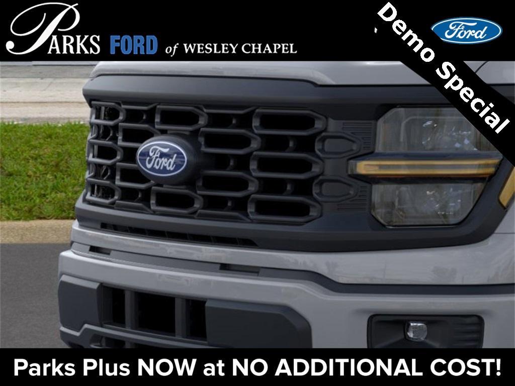 new 2024 Ford F-150 car, priced at $43,462