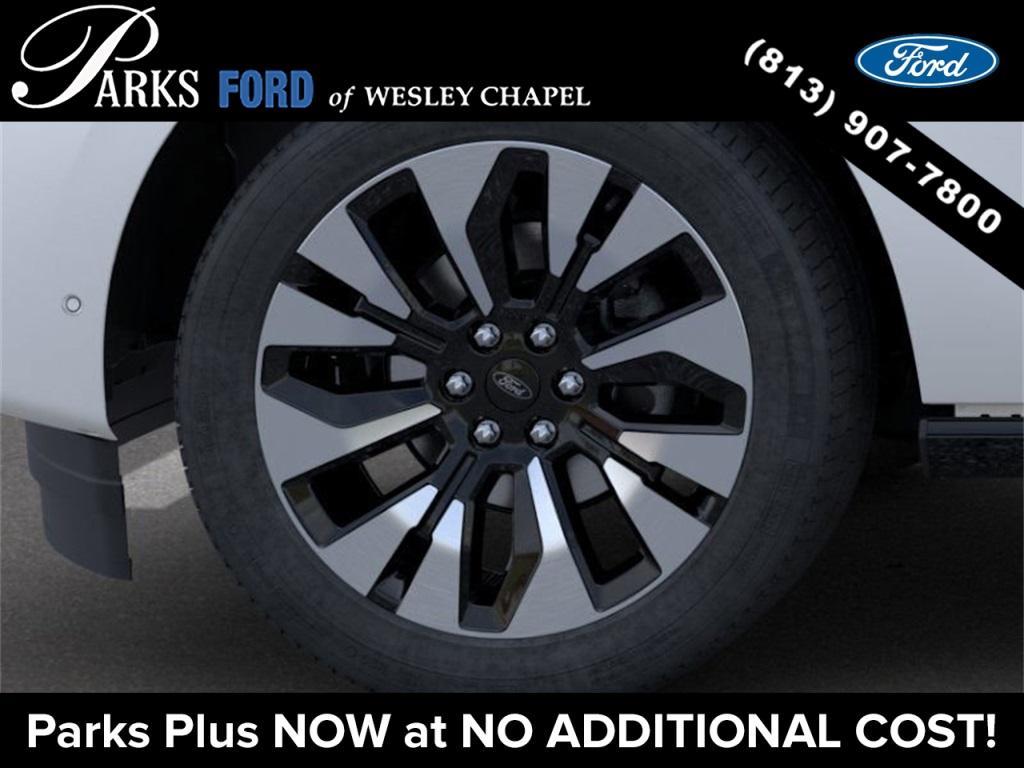 new 2025 Ford Expedition car, priced at $79,975