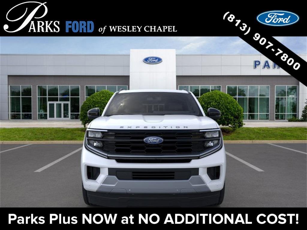 new 2025 Ford Expedition car, priced at $79,975