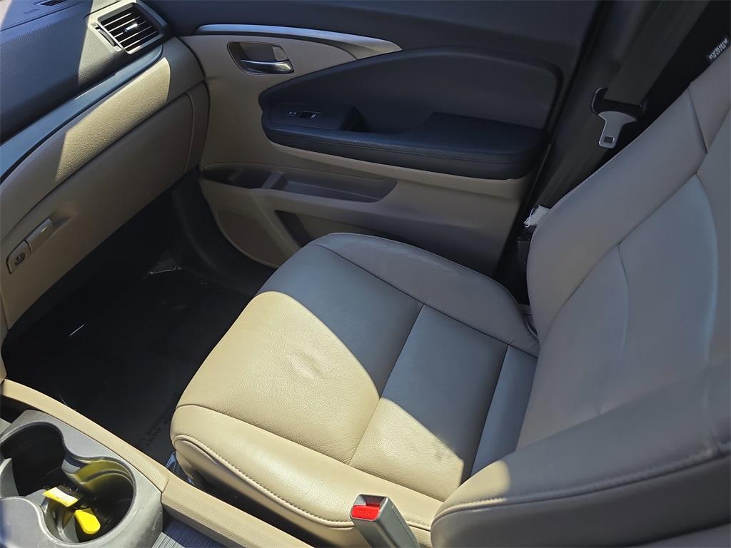 used 2016 Honda Pilot car, priced at $11,972