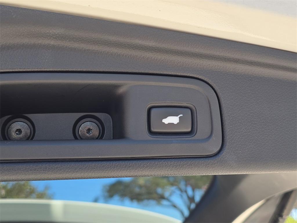 used 2016 Honda Pilot car, priced at $11,972