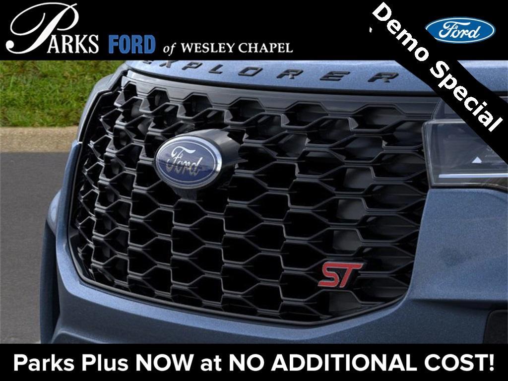 new 2025 Ford Explorer car, priced at $54,015