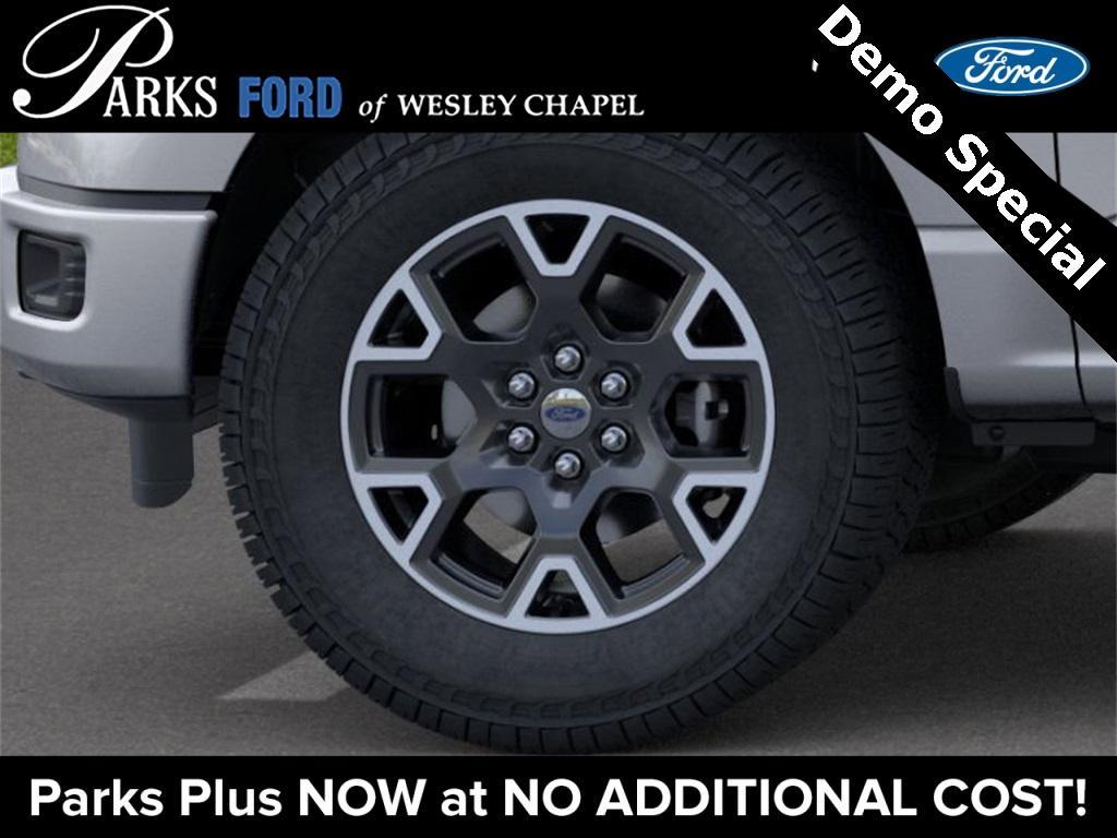 new 2025 Ford F-150 car, priced at $43,072