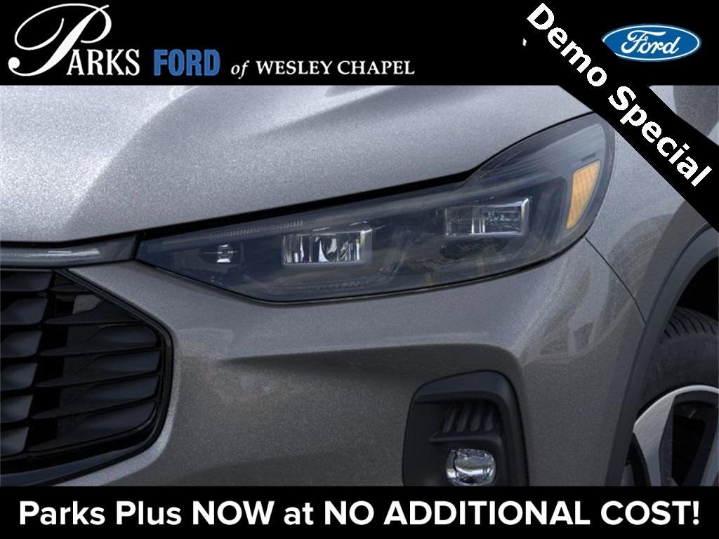 new 2025 Ford Escape car, priced at $31,092