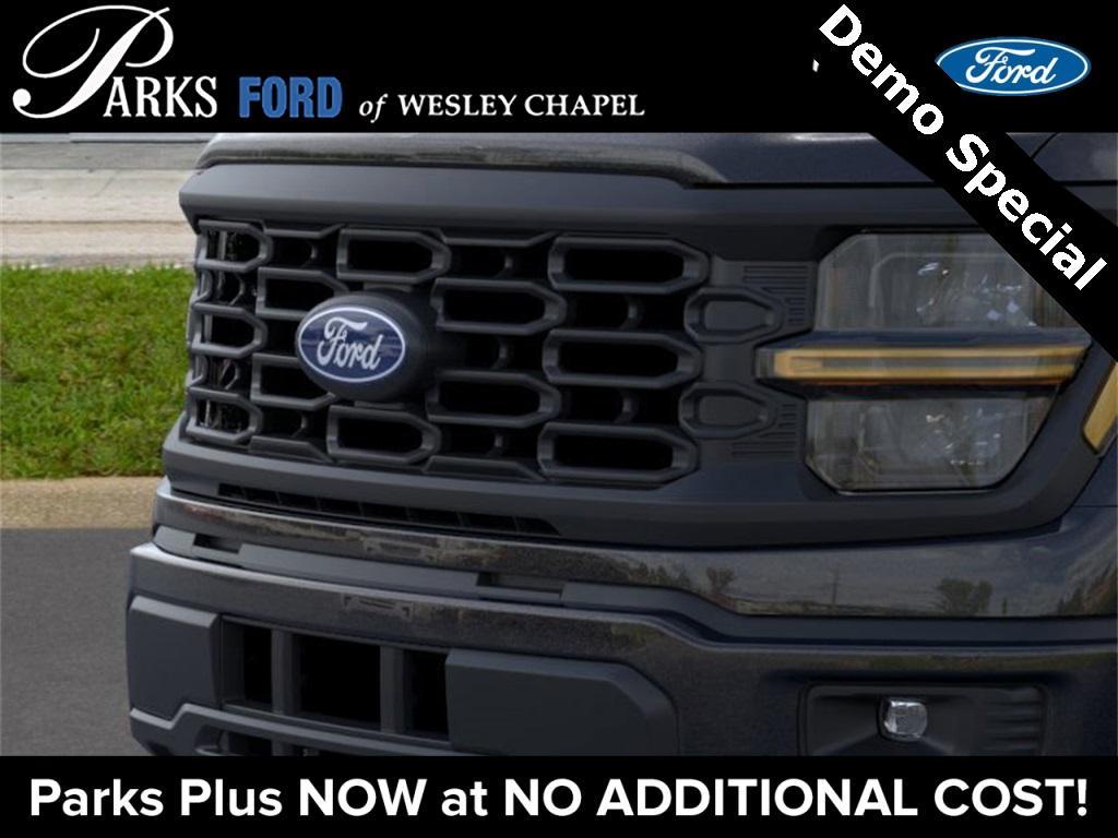 new 2024 Ford F-150 car, priced at $40,770