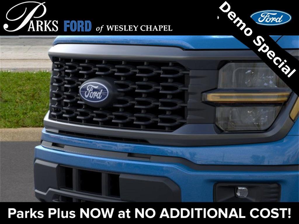 new 2025 Ford F-150 car, priced at $40,565