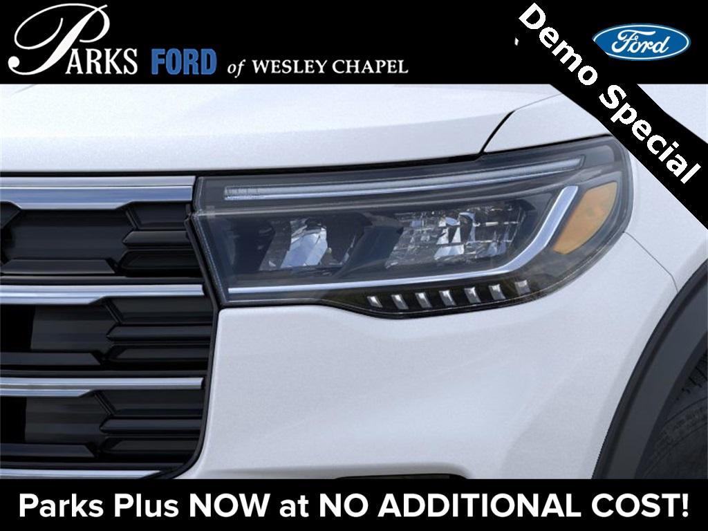 new 2025 Ford Explorer car, priced at $41,618