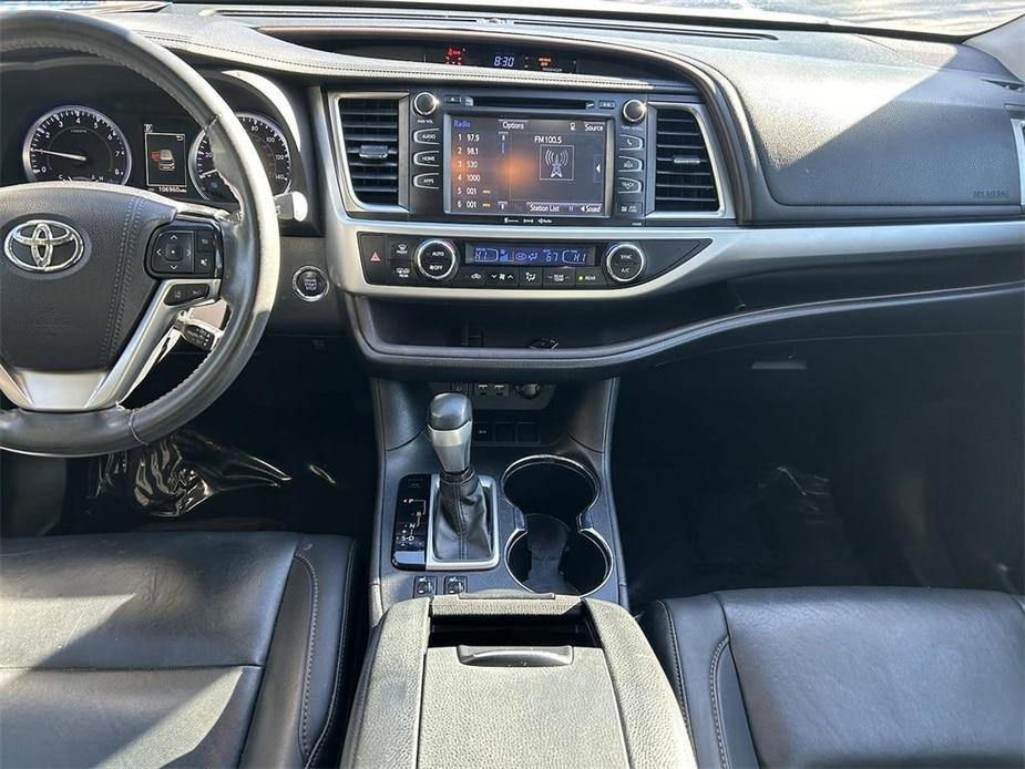 used 2019 Toyota Highlander car, priced at $22,748