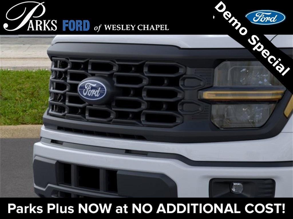 new 2024 Ford F-150 car, priced at $39,416