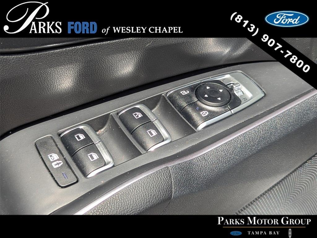 used 2023 Kia Sorento car, priced at $23,466
