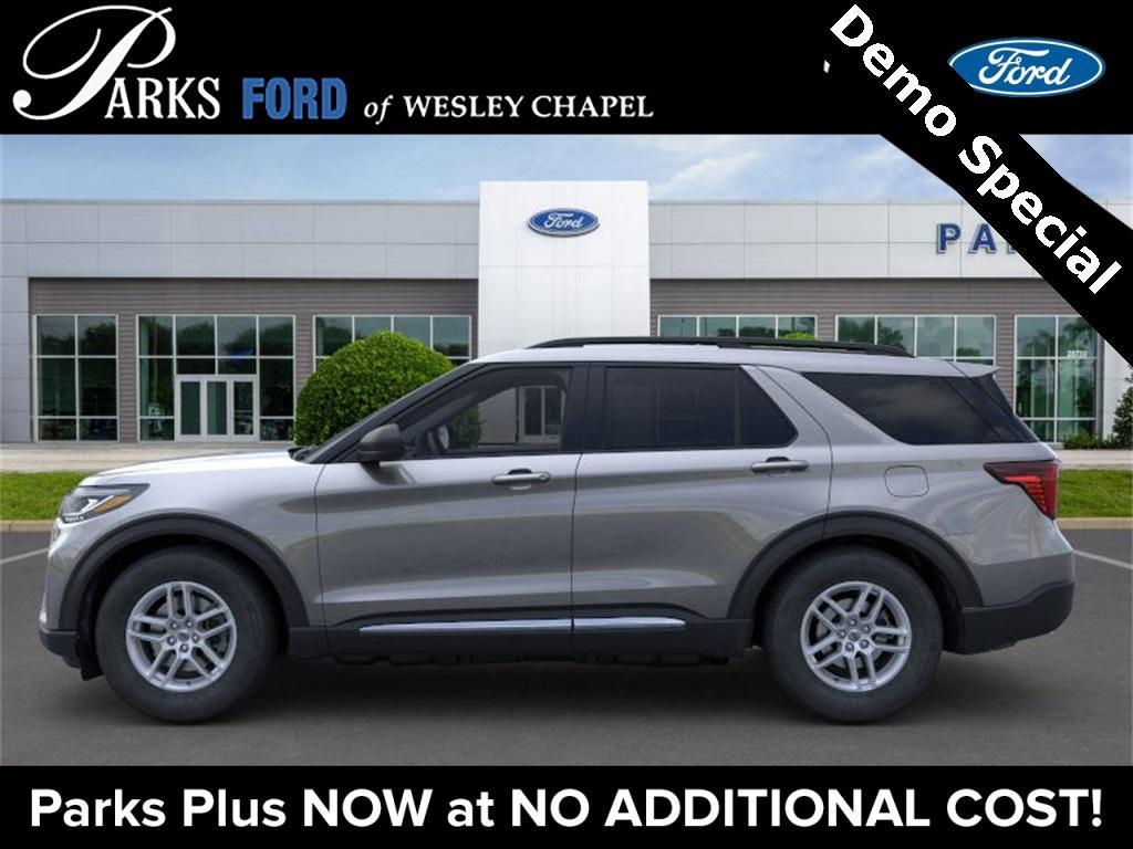 new 2025 Ford Explorer car, priced at $35,092