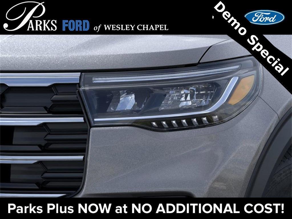 new 2025 Ford Explorer car, priced at $35,092