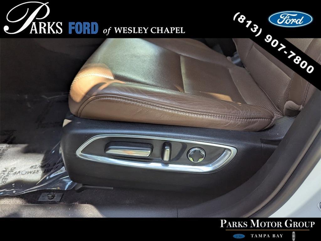 used 2020 Acura MDX car, priced at $23,319