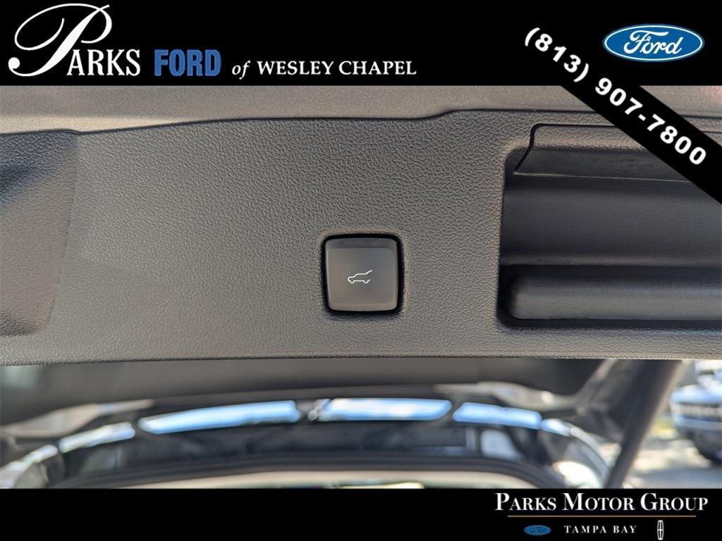 used 2022 Ford Escape car, priced at $25,987