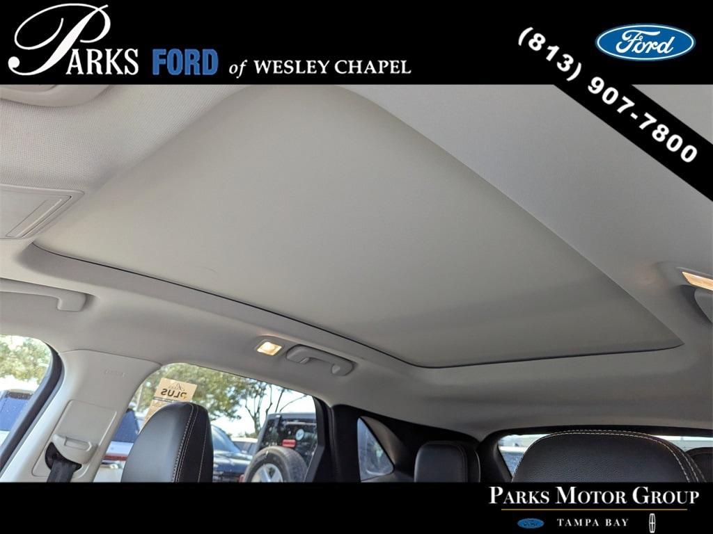 used 2022 Ford Escape car, priced at $25,987