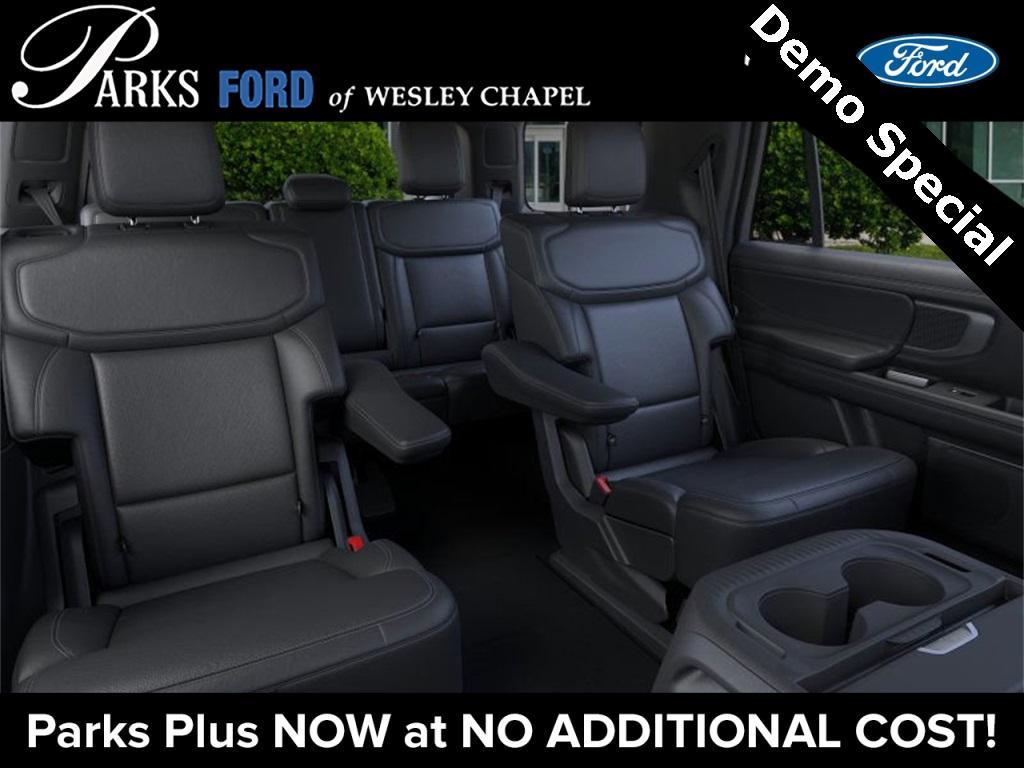 new 2025 Ford Expedition car, priced at $80,779
