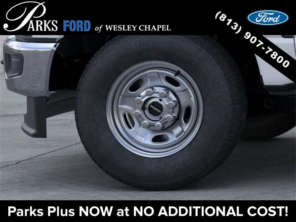 new 2025 Ford F-250 car, priced at $65,260