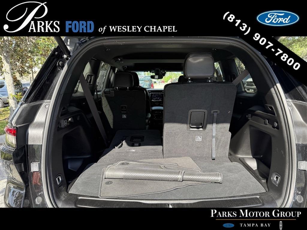 used 2024 Jeep Grand Cherokee L car, priced at $37,718