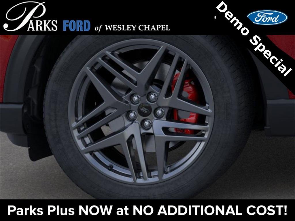new 2025 Ford Explorer car, priced at $55,138