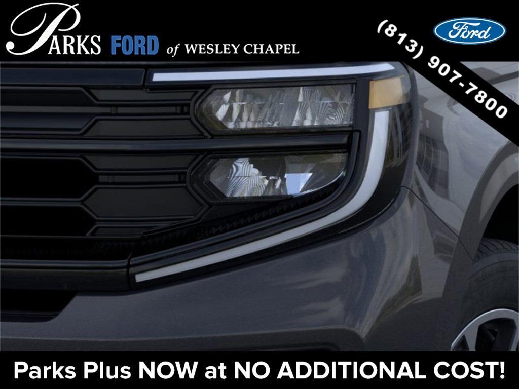 new 2025 Ford Expedition car, priced at $68,705