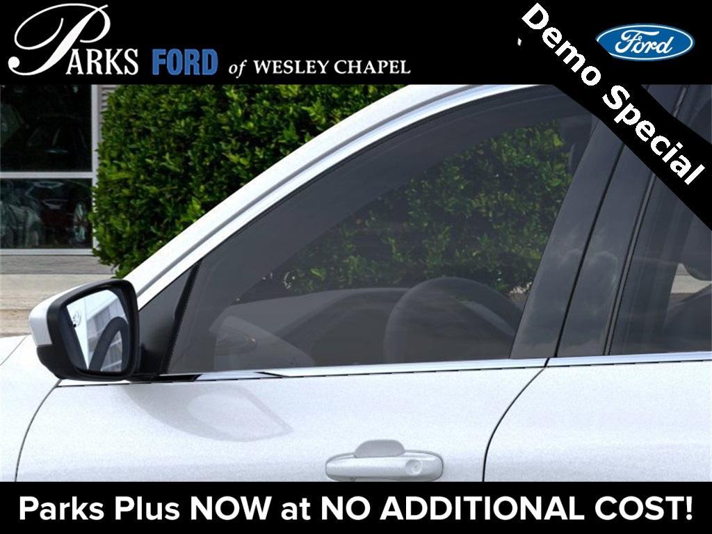 new 2025 Ford Escape car, priced at $32,484