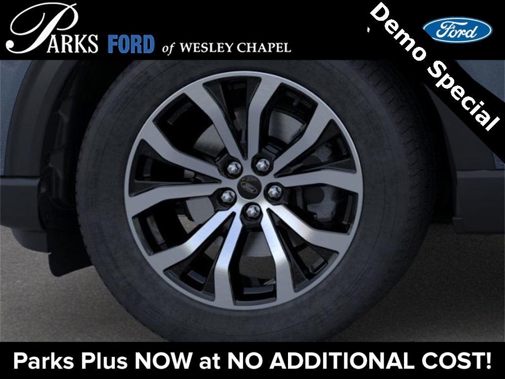new 2025 Ford Explorer car, priced at $40,915