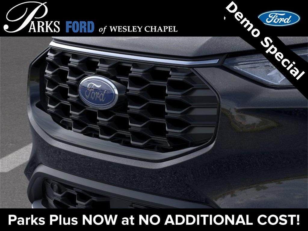 new 2025 Ford Escape car, priced at $31,069
