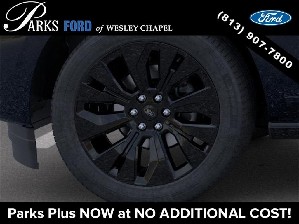 new 2025 Ford Expedition car, priced at $79,995
