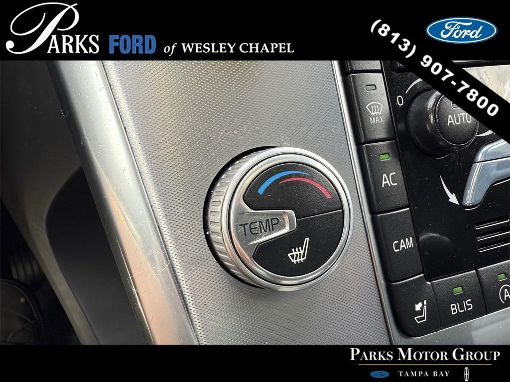 used 2017 Volvo XC60 car, priced at $18,402