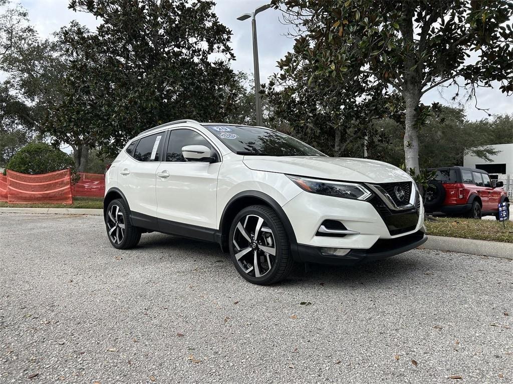 used 2020 Nissan Rogue Sport car, priced at $14,322