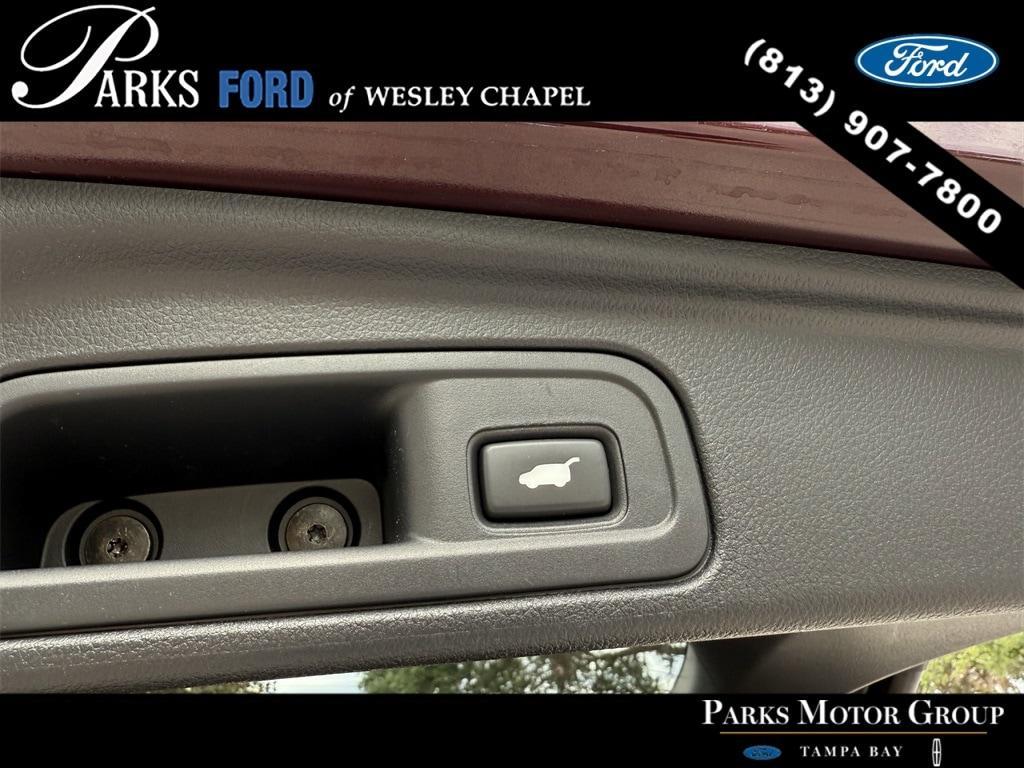 used 2016 Honda Pilot car, priced at $19,247